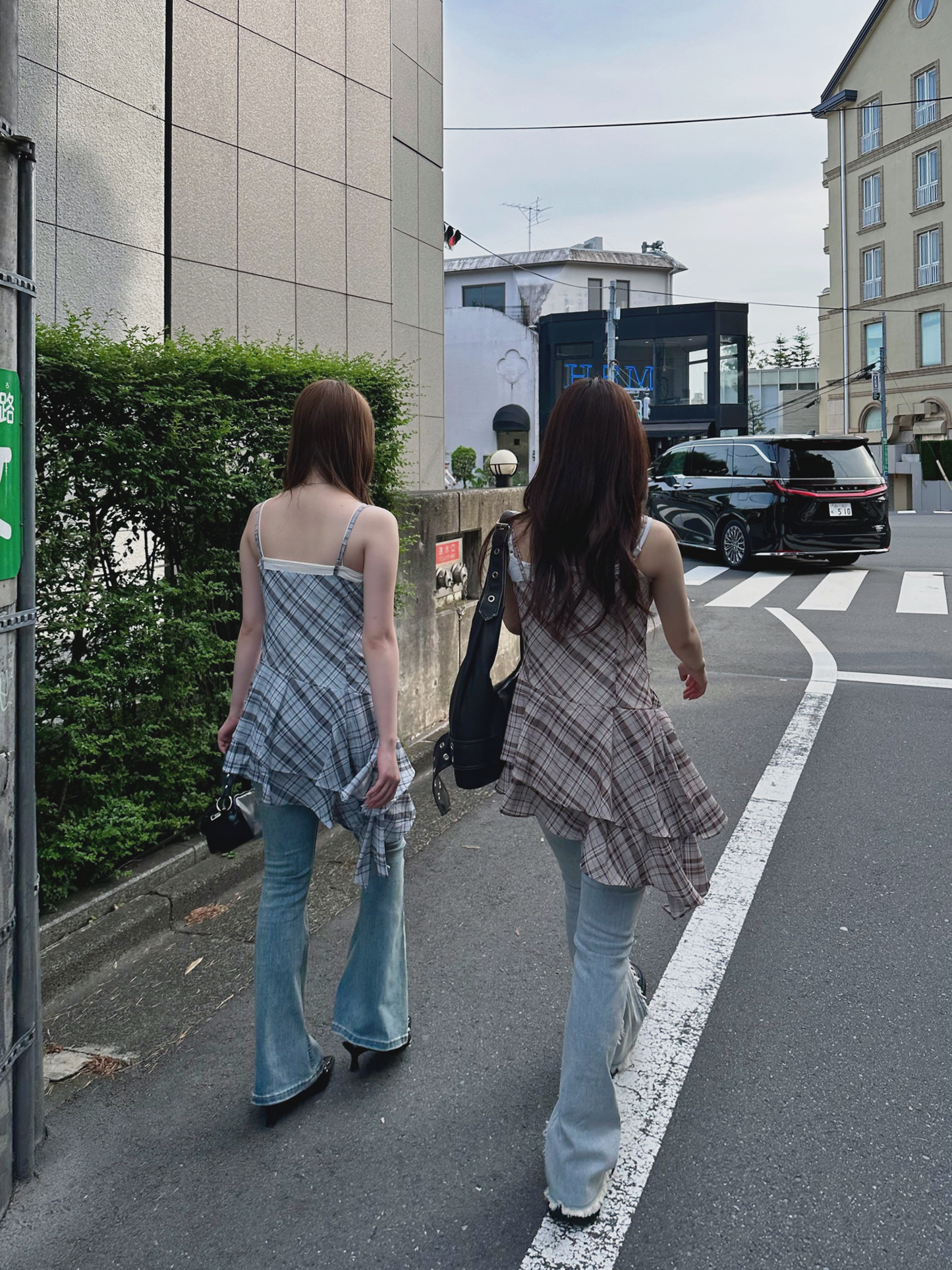 ラッフルヘムミニワンピース
